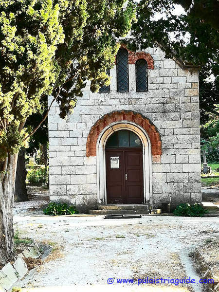 Cimitero Marinai chiesetta